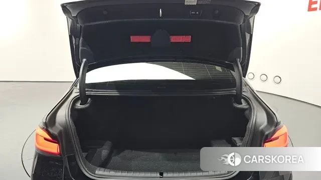 BMW 5 Series (G30) id 3468816 из Кореи 11