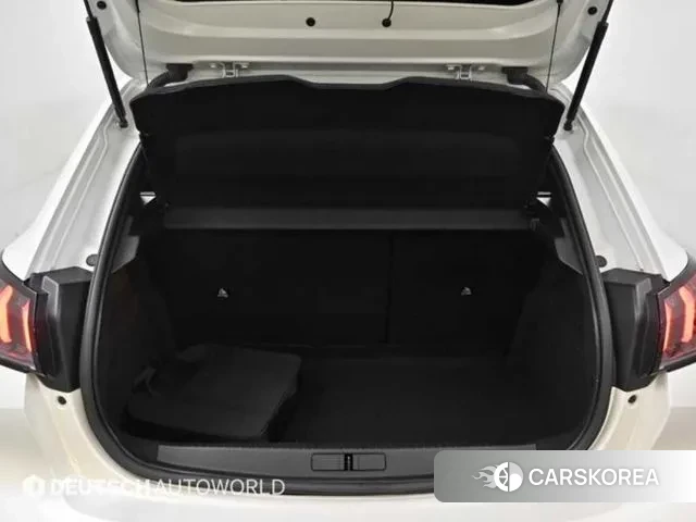 Peugeot e-208 second Generation id 3104857 из Кореи 11