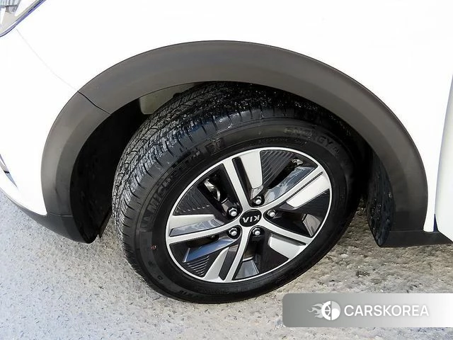 Kia The New Niro id 4416245 из Кореи 11