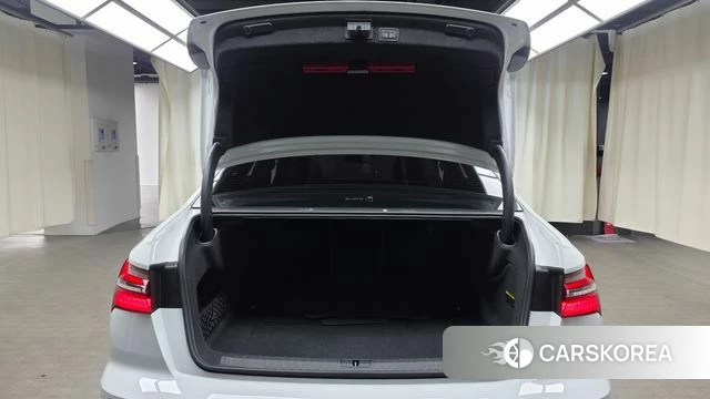 Audi A6 (C8) id 3806059 из Кореи 11