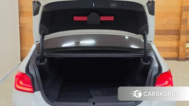 BMW 5 Series (G30) id 4595454 из Кореи 11