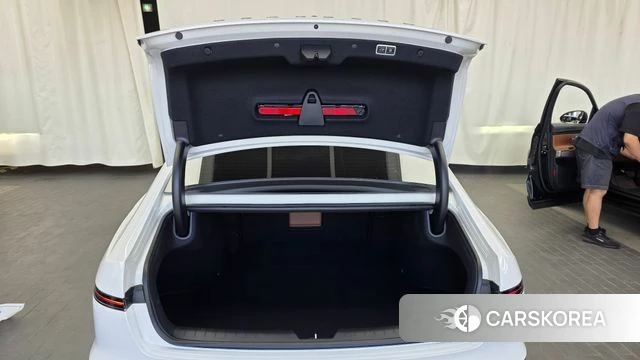 Hyundai Grandeur (GN7) id 4427922 из Кореи 11