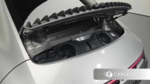 Porsche 911(992) id 4687486 из Кореи 11