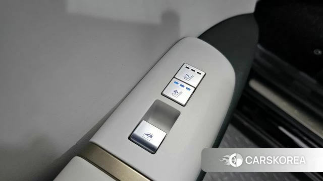 Hyundai Grandeur (GN7) id 4200975 из Кореи 11