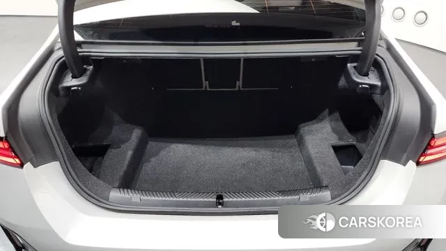 BMW 5 Series (G60) id 3689824 из Кореи 11