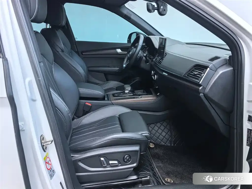 Audi Q5L id 4589106 из Китая 11