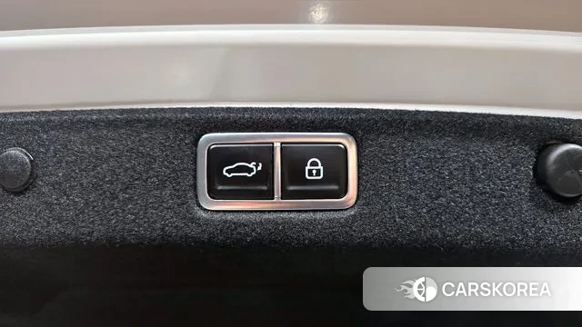 Hyundai Grandeur (GN7) id 3190470 из Кореи 11