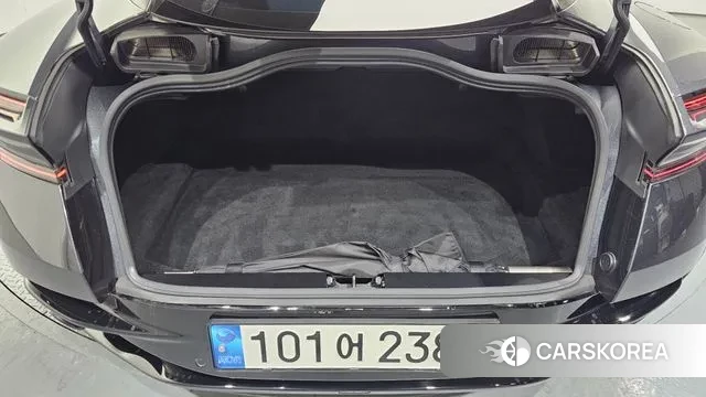 Aston Martin DB11 id 3587621 из Кореи 11