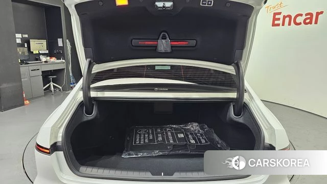 Hyundai Grandeur (GN7) id 3811112 из Кореи 11