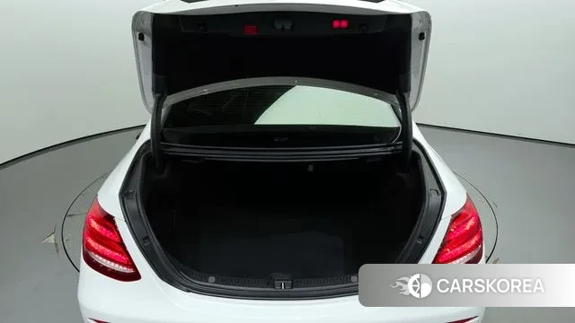 Mercedes-Benz E-Class W213 id 2999791 из Кореи 11