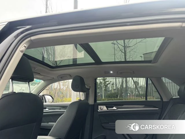 Volkswagen Tourang id 4216977 из Китая 11