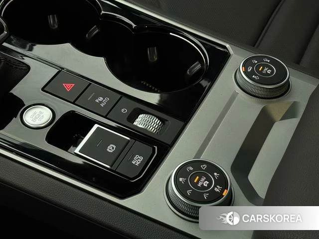 Volkswagen Touareg id 4211861 из Китая 11