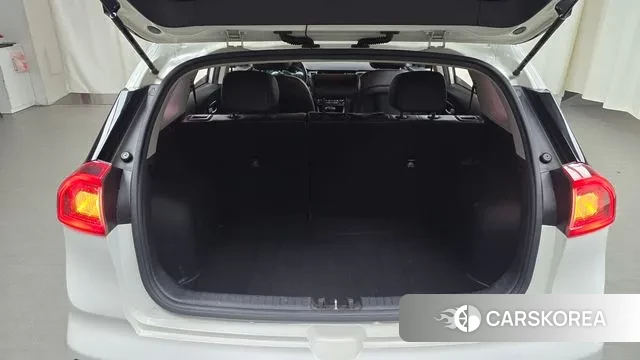 Kia Niro id 3303039 из Кореи 11