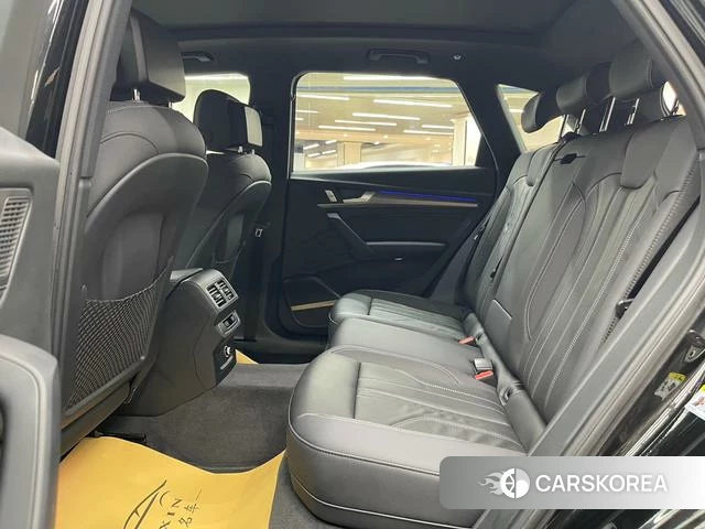Audi Q5L id 4275623 из Китая 11