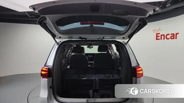 Kia The New Carnival id 3297436 из Кореи 11