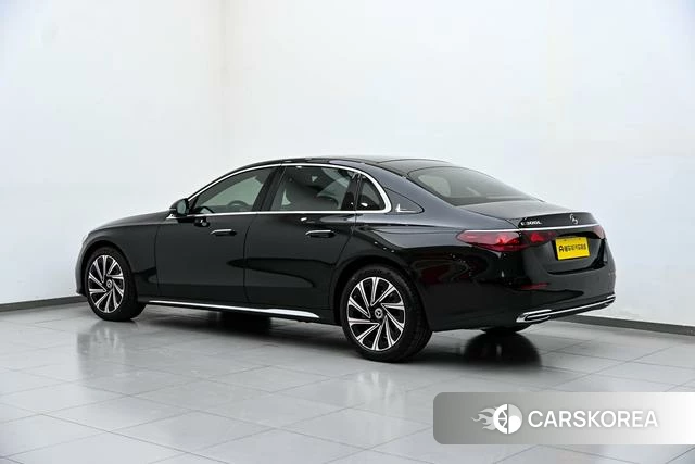 Mercedes-Benz E-class id 3983366 из Китая 11
