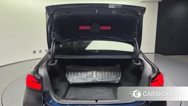 BMW 5 Series (G30) id 3192616 из Кореи 11