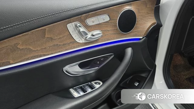 Mercedes-Benz E-Class W213 id 4793556 из Кореи 11