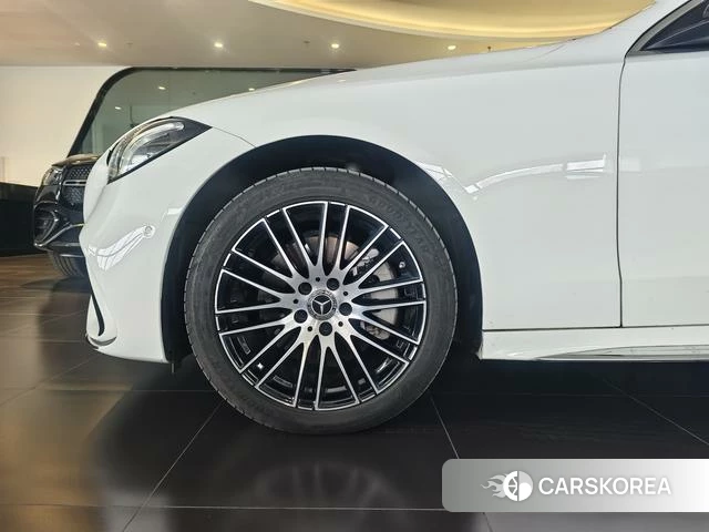 Mercedes-Benz Class C id 4182534 из Китая 11