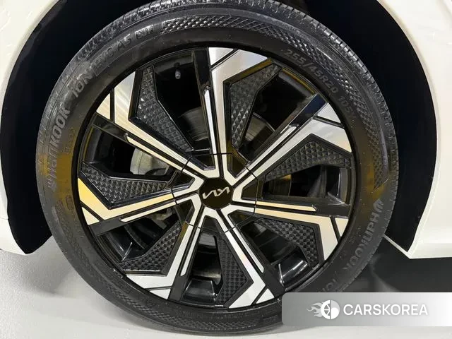 Kia EV6 id 3142963 из Кореи 11