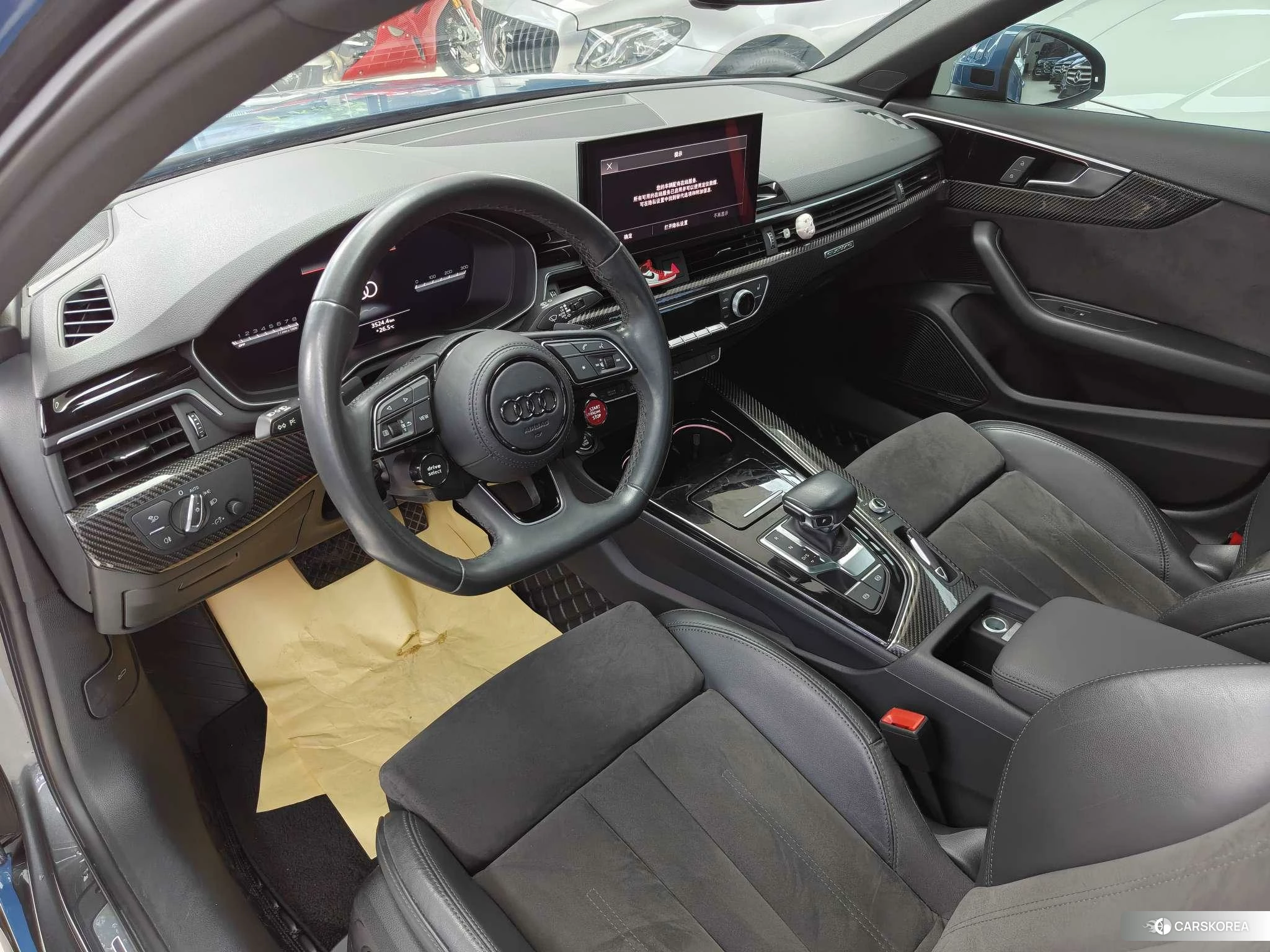 Audi A4L id 4413335 из Китая 11