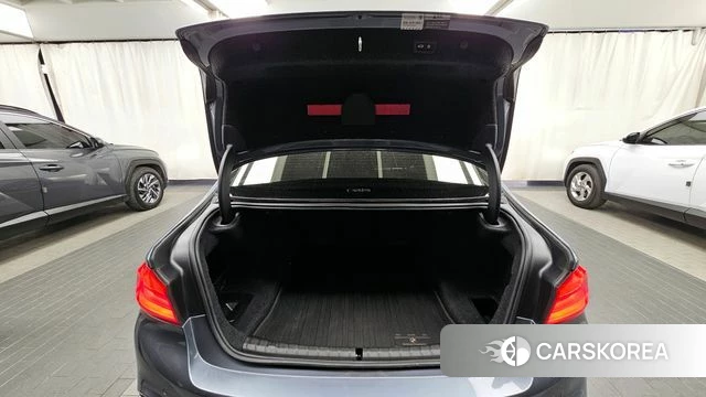 BMW 5 Series (G30) id 3894188 из Кореи 11