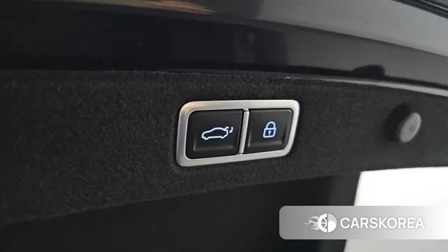 Hyundai Grandeur Hybrid (GN7) id 3288850 из Кореи 11