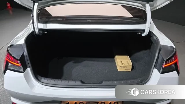 Hyundai Avante (CN7) id 3350496 из Кореи 11