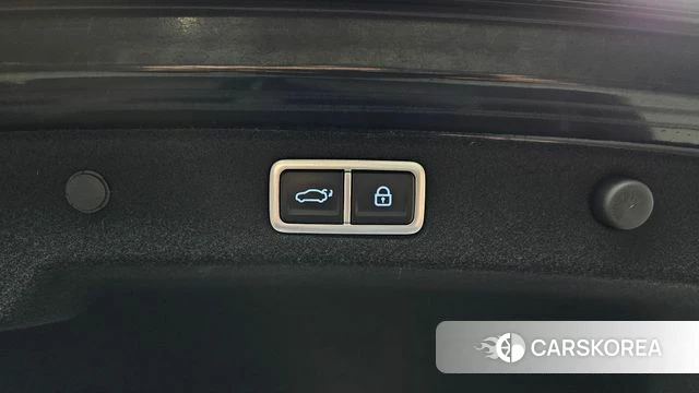 Hyundai Grandeur Hybrid (GN7) id 3838775 из Кореи 11