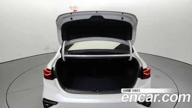 Kia Come New K3 id 2618352 из Кореи 11