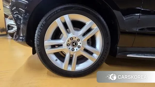 Mercedes-Benz GLE - Class W166 id 3761262 из Кореи 11