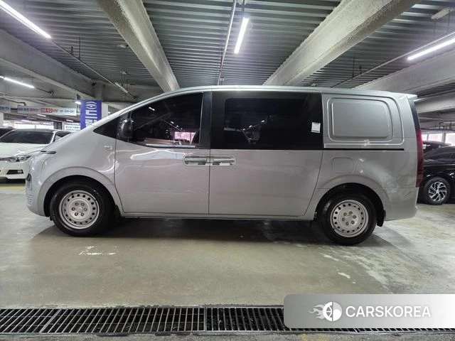 Hyundai Staria id 4513111 из Кореи 11