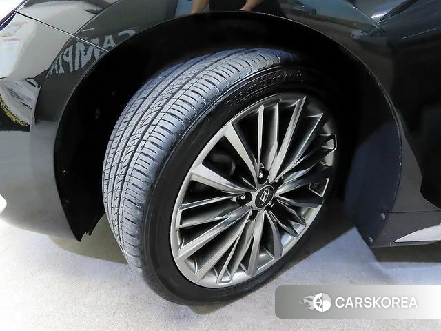Hyundai Grandeur IG id 4339501 из Кореи 11