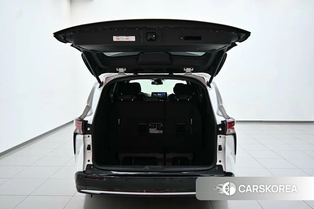 Toyota Saina id 4261783 из Китая 11