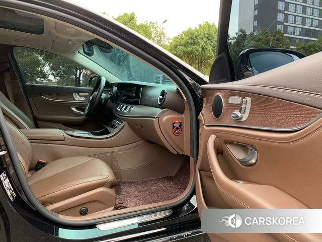 Mercedes-Benz E-class PHEV id 4261074 из Китая 11