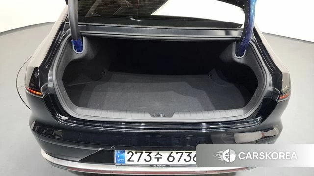 Hyundai Grandeur (GN7) id 3864902 из Кореи 11