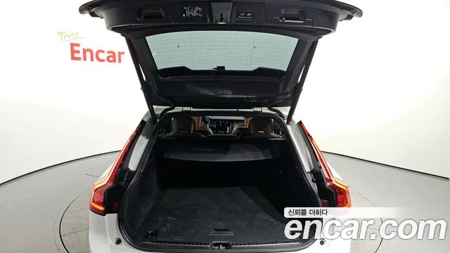Volvo V90 Cross-Country id 2396980 из Кореи 11