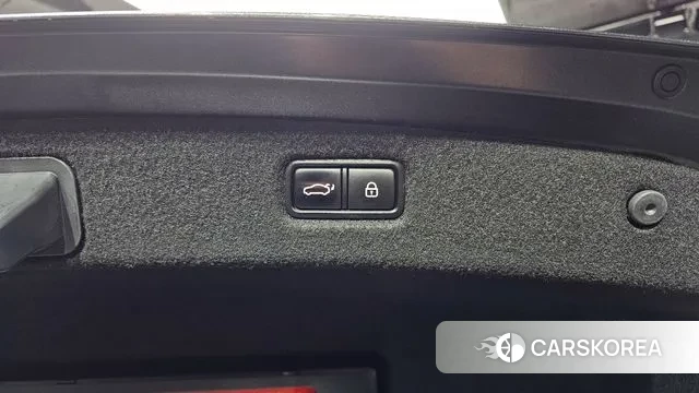 Genesis G90 id 3622258 из Кореи 11