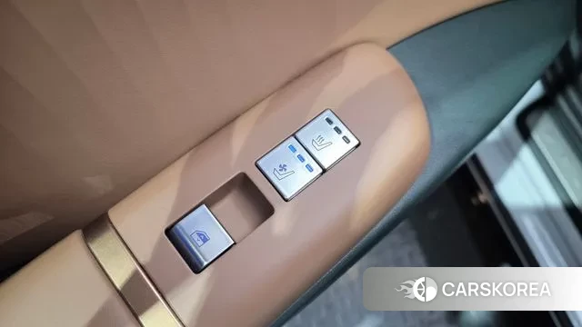 Hyundai Grandeur (GN7) id 3659489 из Кореи 11