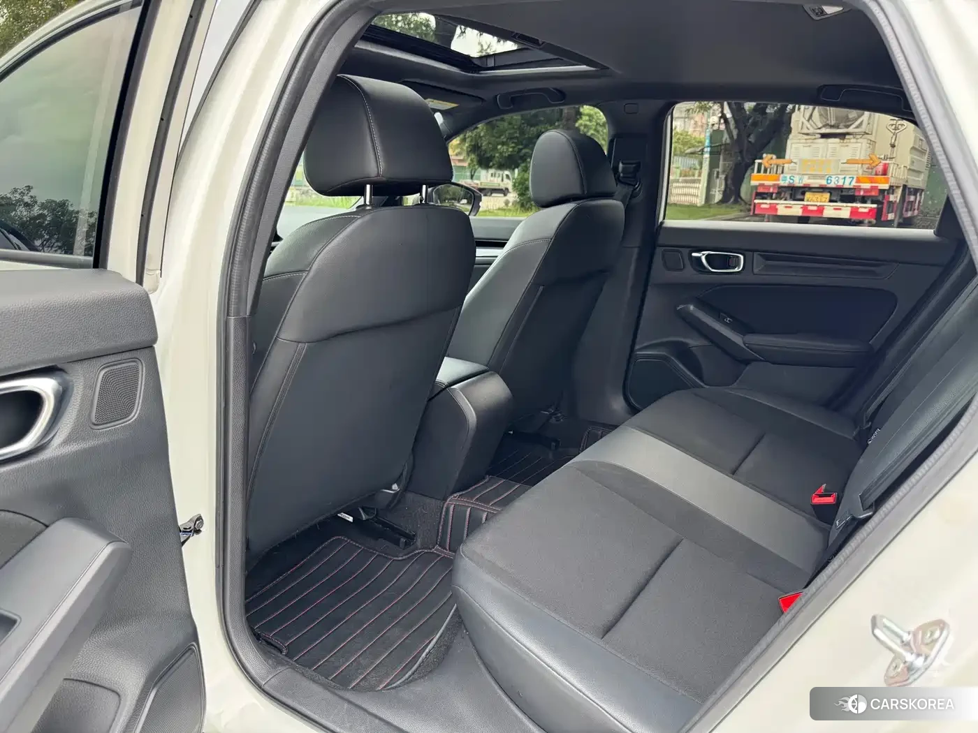 Honda Civic id 4659760 из Китая 11