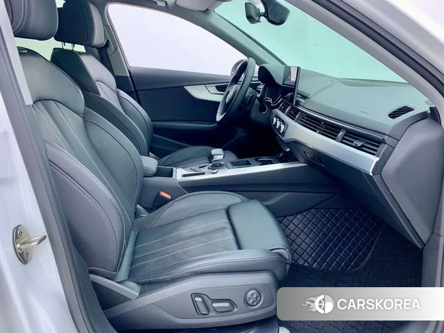 Audi A4L id 4297630 из Китая 11