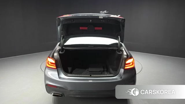 BMW 5 Series (G30) id 4722340 из Кореи 11