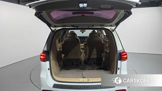 Kia The New Carnival id 4658329 из Кореи 11