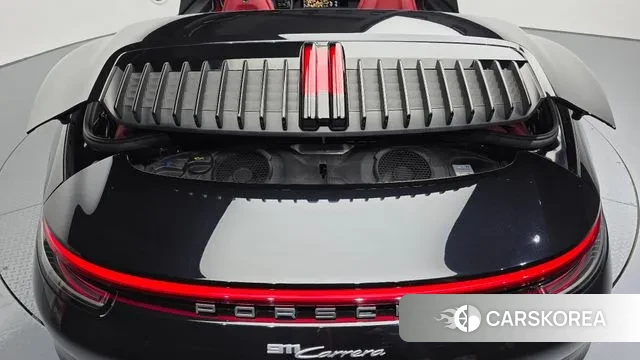 Porsche 911(992) id 3269689 из Кореи 11