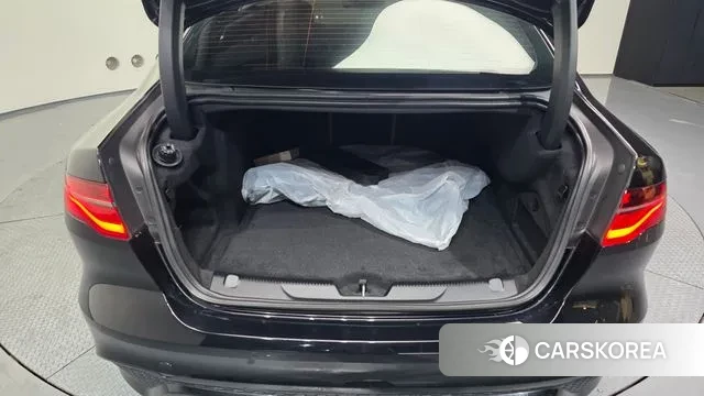 Jaguar XE id 3582500 из Кореи 11