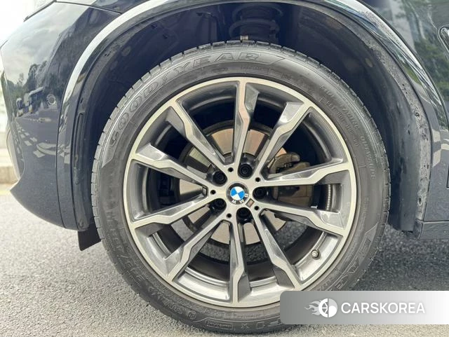 BMW X3 id 4290938 из Китая 11