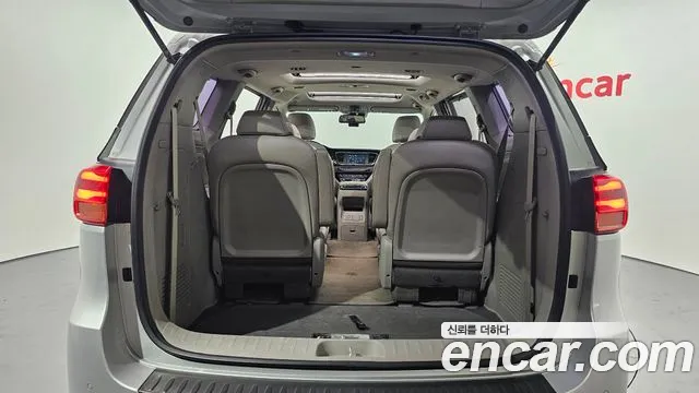 Kia The New Carnival id 2714318 из Кореи 11