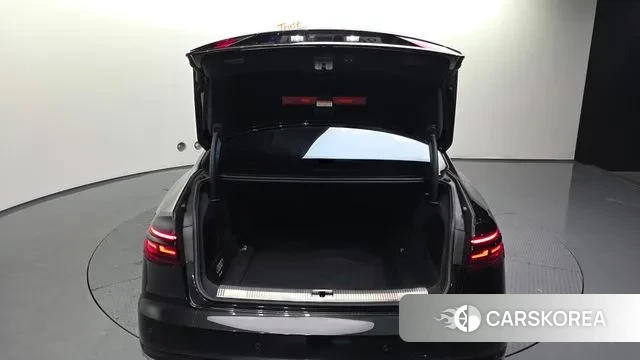 Audi A8 (D5) id 3752956 из Кореи 11