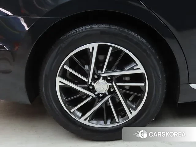 Hyundai The New Grandeur IG id 3469033 из Кореи 11