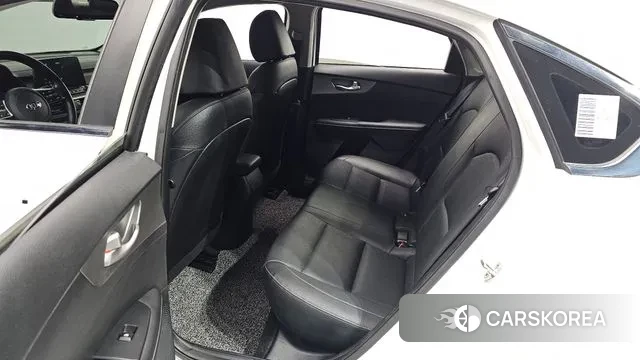 Kia Come New K3 id 3593454 из Кореи 11